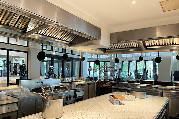 Commercial Kitchen Exhaust Hood System for Open Kitchen