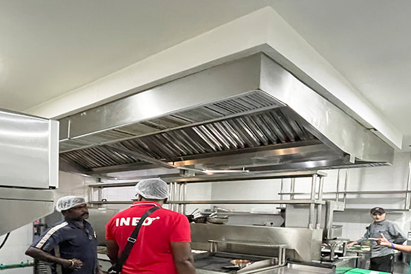 Industrial Exhaust Hood & Kitchen Ventilation System